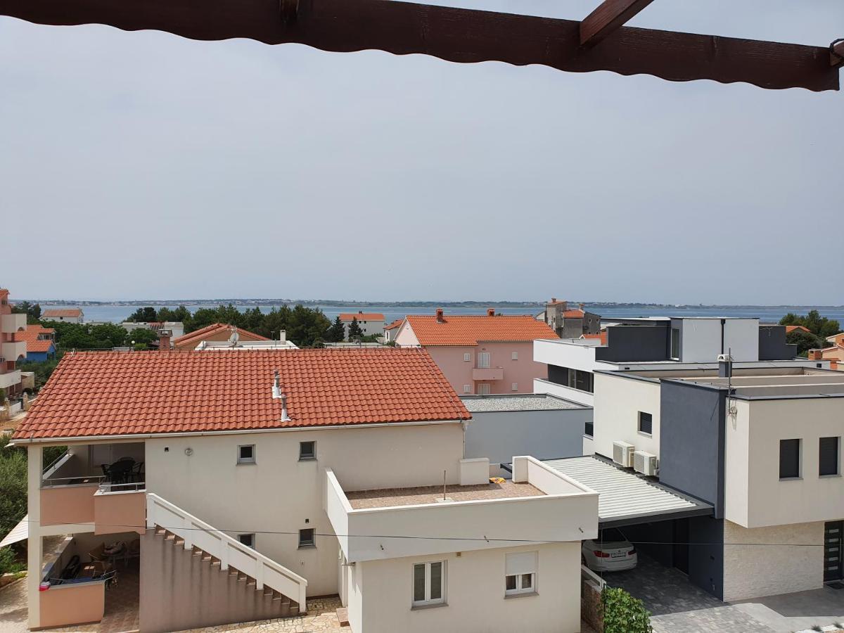 Aenona Sunny Apartment فرسي المظهر الخارجي الصورة