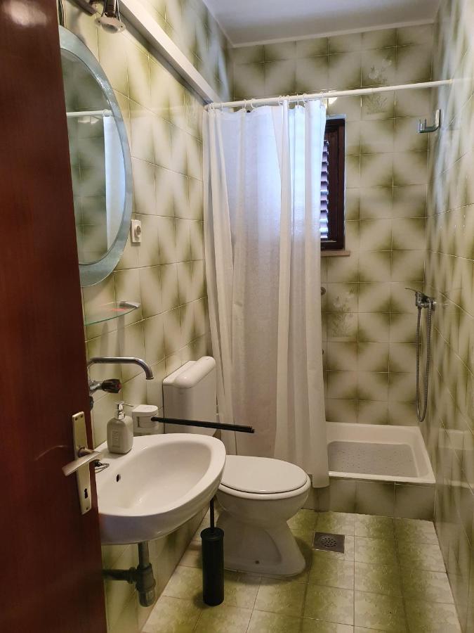 Aenona Sunny Apartment فرسي المظهر الخارجي الصورة